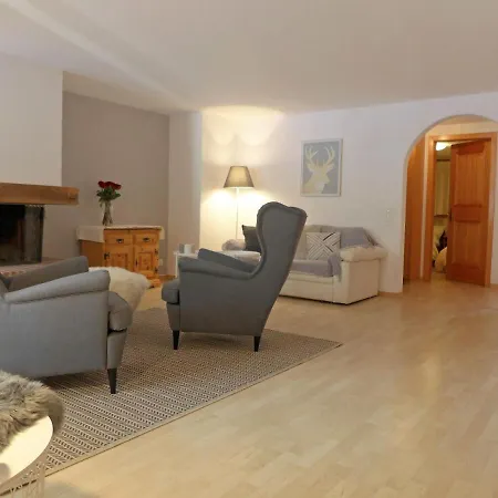 Apartment Chesa Fuolla Verda A8 By Interhome *